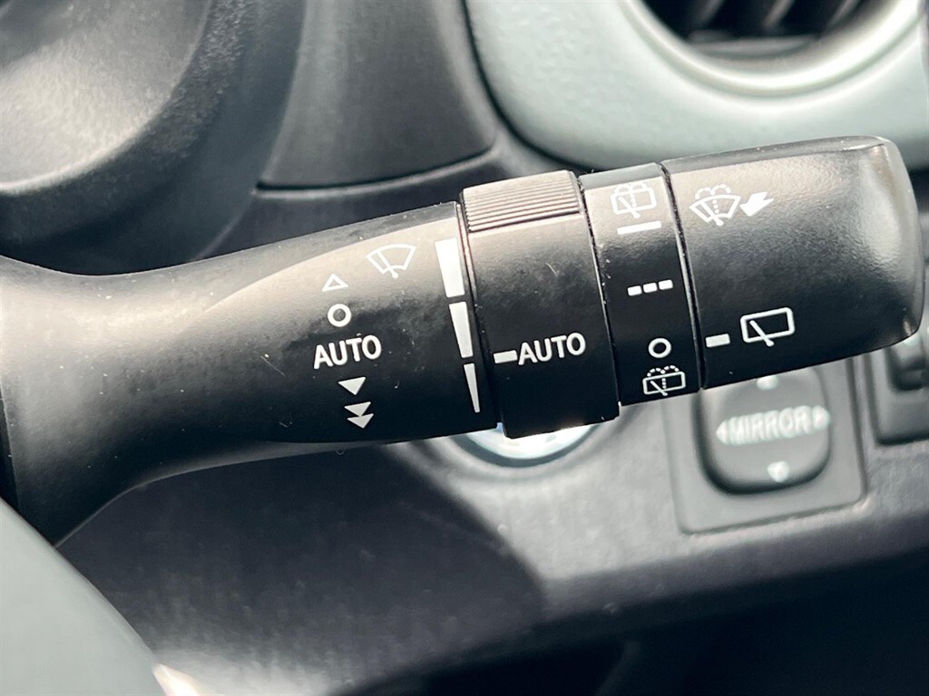 Used Toyota Yaris 2014 for sale - 78148887: Photo 38