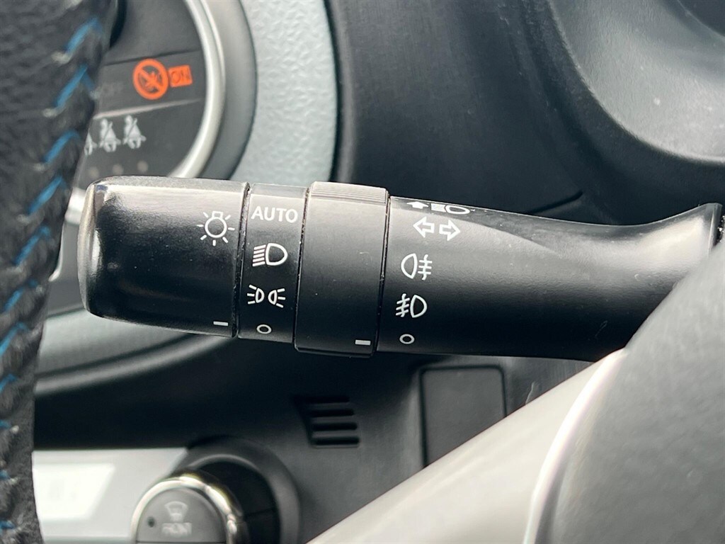 Used Toyota Yaris 2014 for sale - 78148887: Photo 39