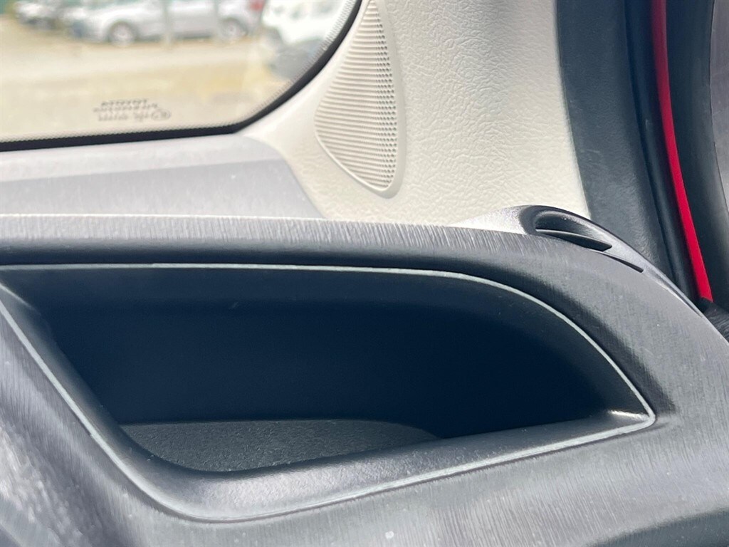 Used Toyota Yaris 2014 for sale - 78148887: Photo 43