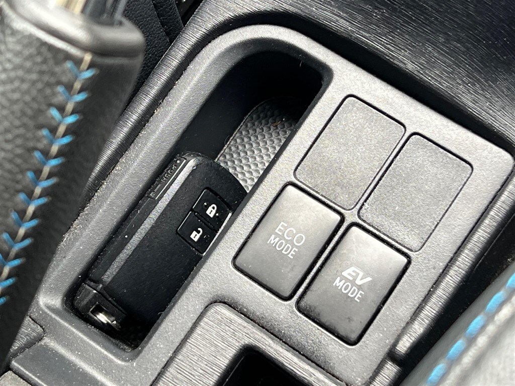 Used Toyota Yaris 2014 for sale - 78148887: Photo 44