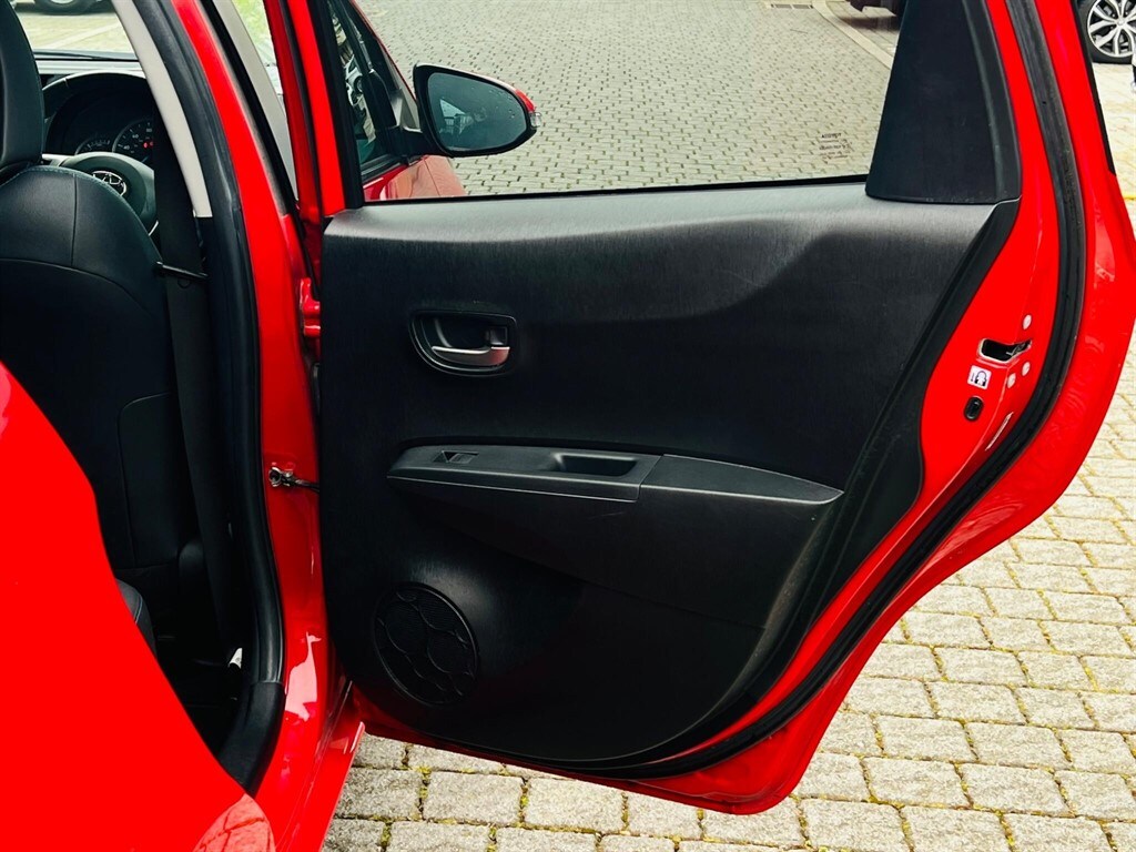 Used Toyota Yaris 2014 for sale - 78148887: Photo 45