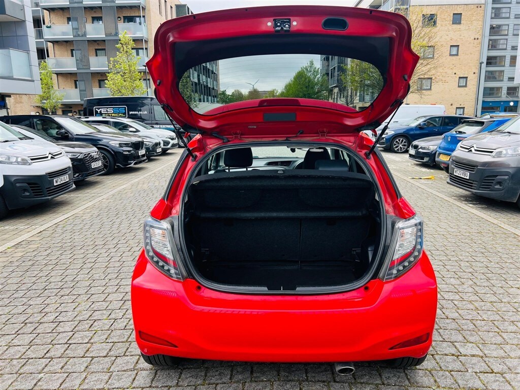 Used Toyota Yaris 2014 for sale - 78148887: Photo 56