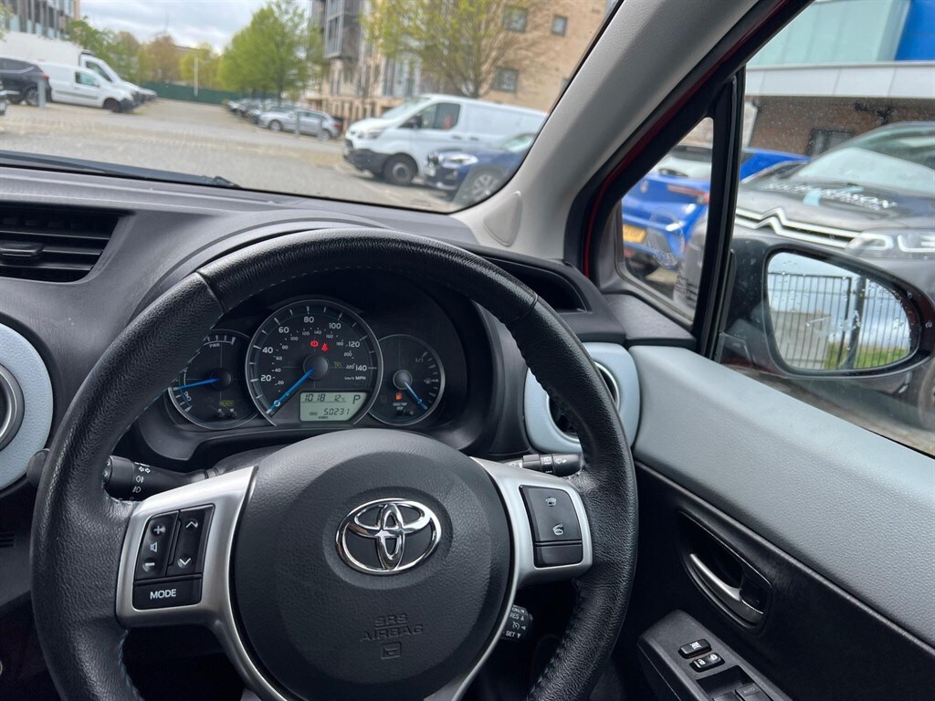 Used Toyota Yaris 2014 for sale - 78148887: Photo 59