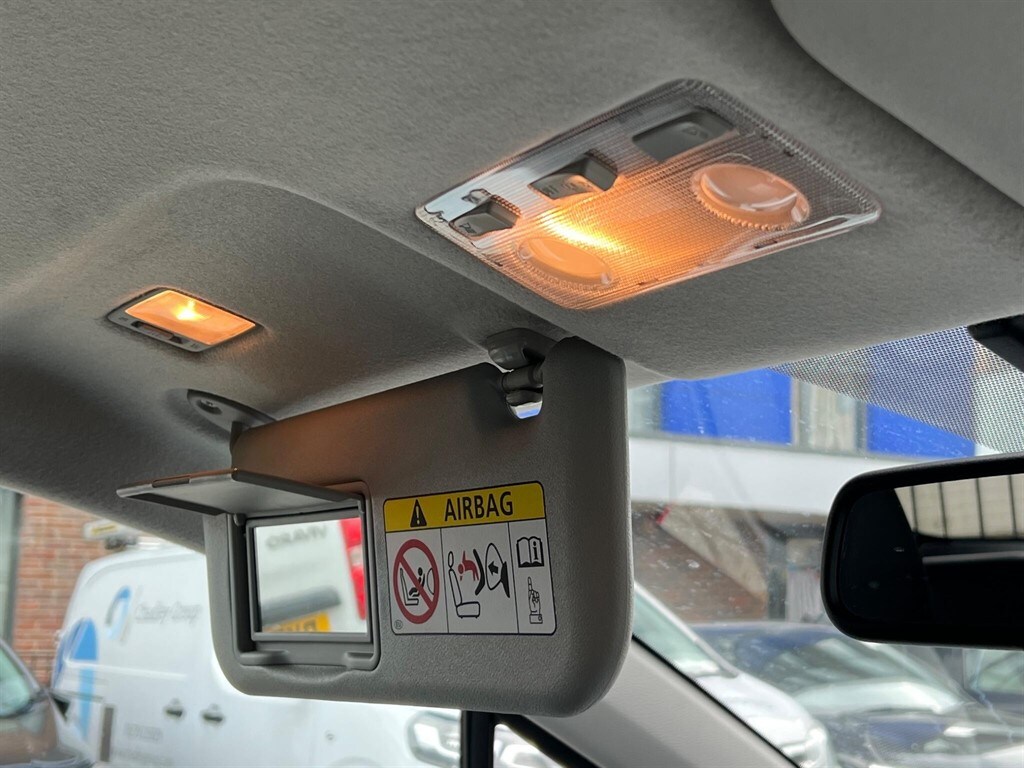 Used Toyota Yaris 2014 for sale - 78148887: Photo 79