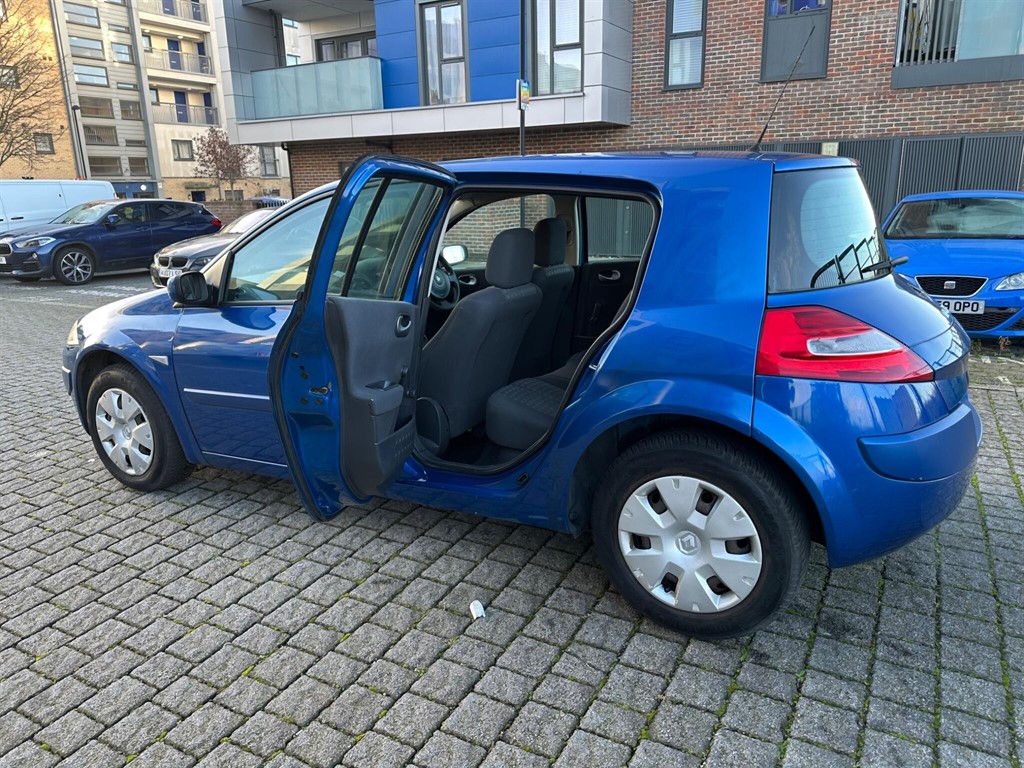 Used Renault Megane 2008 for sale - 77043144: Photo 10