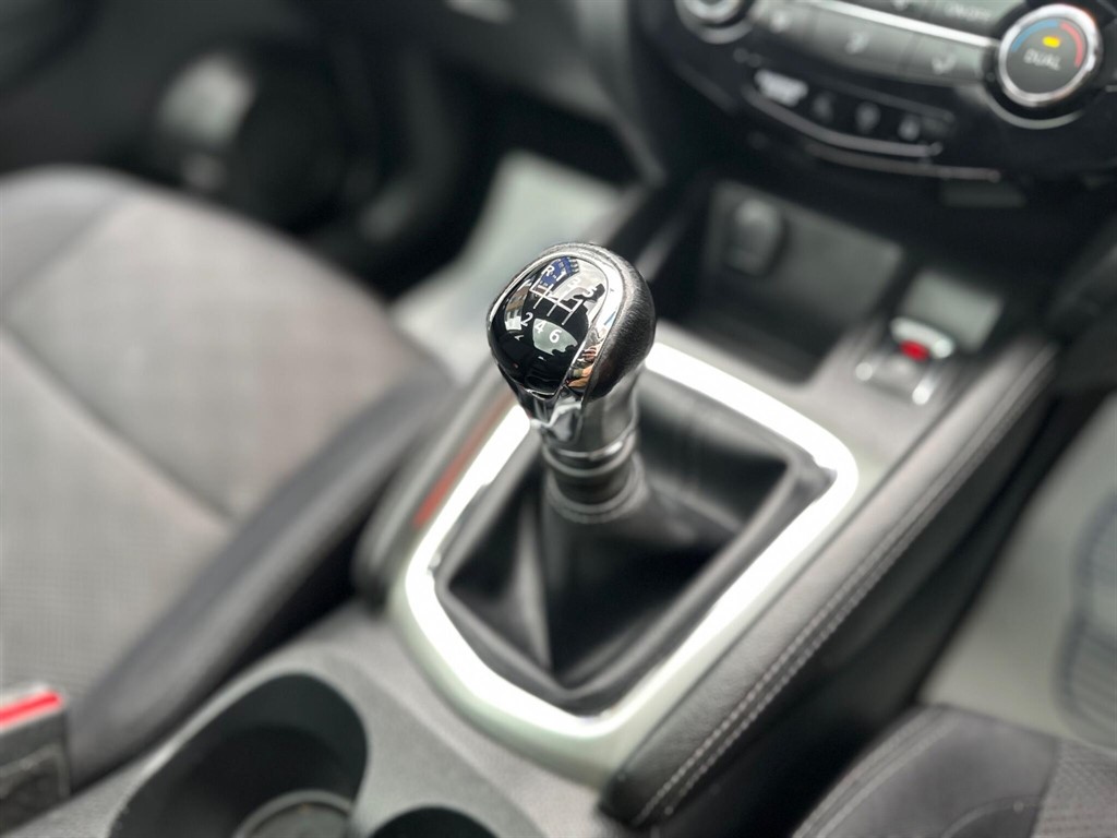 Used Nissan Qashqai 2016 for sale - 76628494: Photo 24