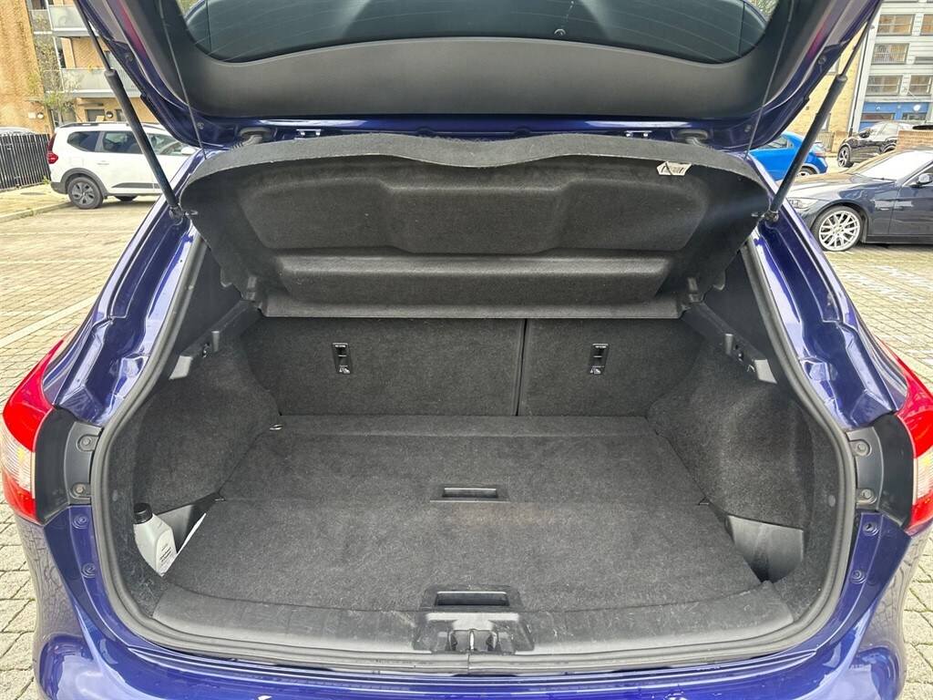 Used Nissan Qashqai 2016 for sale - 76628494: Photo 69