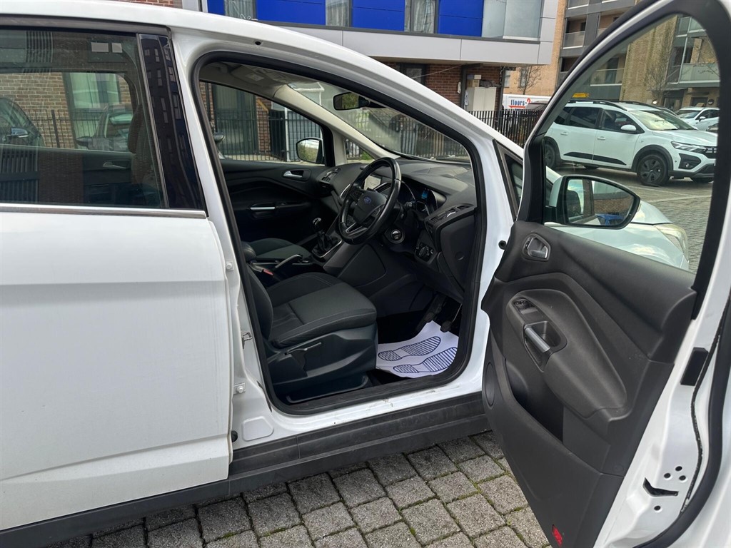 Used Ford C-Max 2016 for sale - 77058032: Photo 12