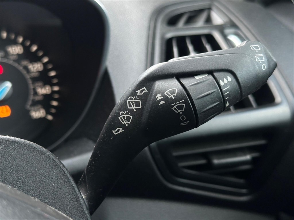 Used Ford C-Max 2016 for sale - 77058032: Photo 24