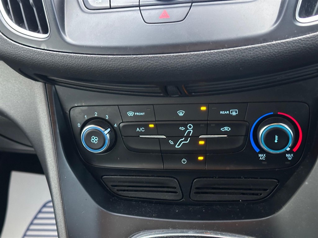 Used Ford C-Max 2016 for sale - 77058032: Photo 26