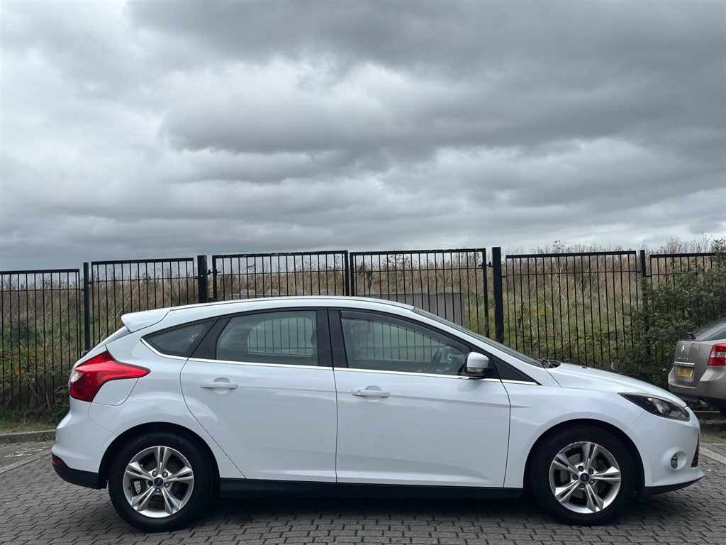 Used Ford Focus 2012 for sale - 76435030: Photo 12