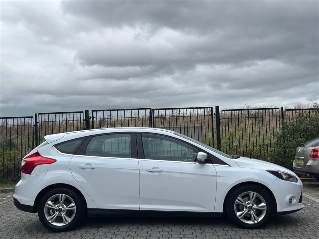 Used Ford Focus 2012 for sale - 76435030: Photo 13