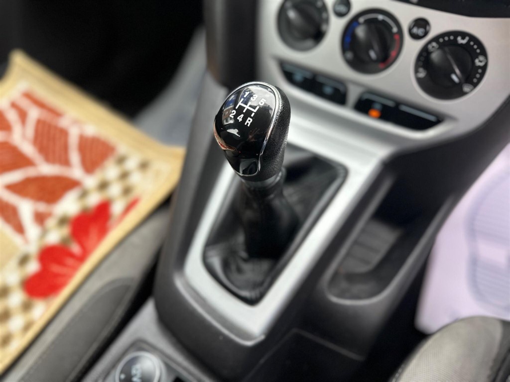 Used Ford Focus 2012 for sale - 76435030: Photo 23