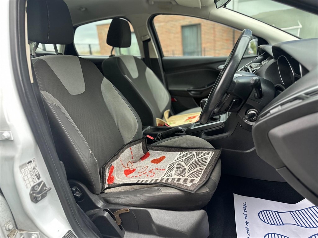 Used Ford Focus 2012 for sale - 76435030: Photo 24