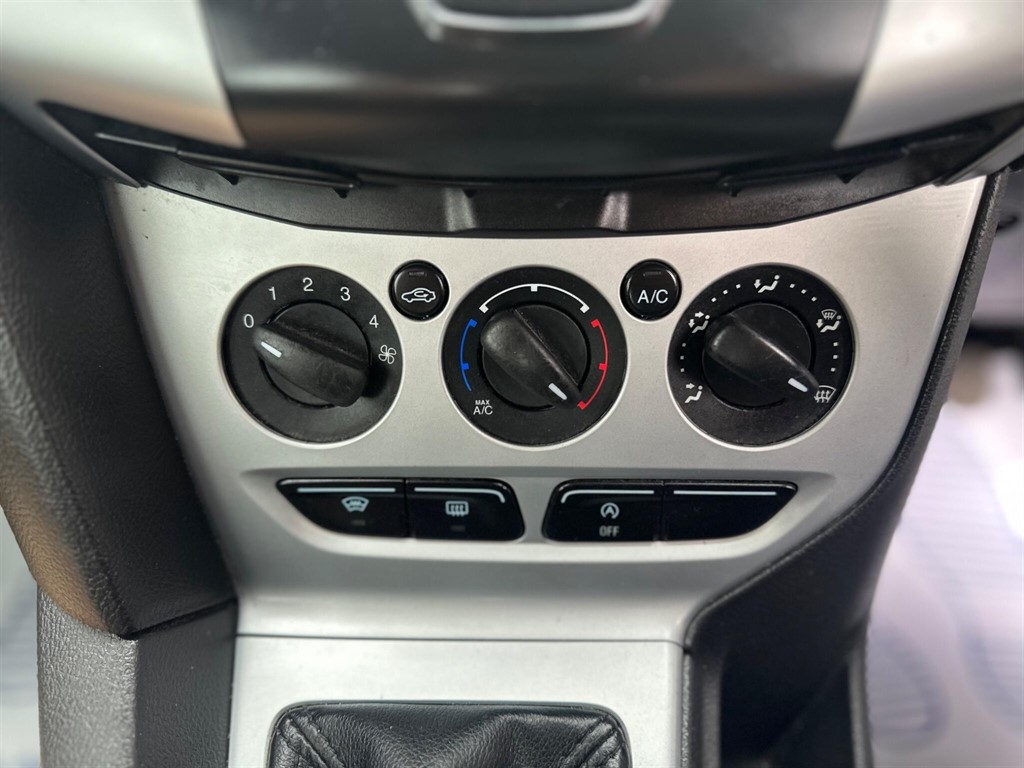 Used Ford Focus 2012 for sale - 76435030: Photo 38