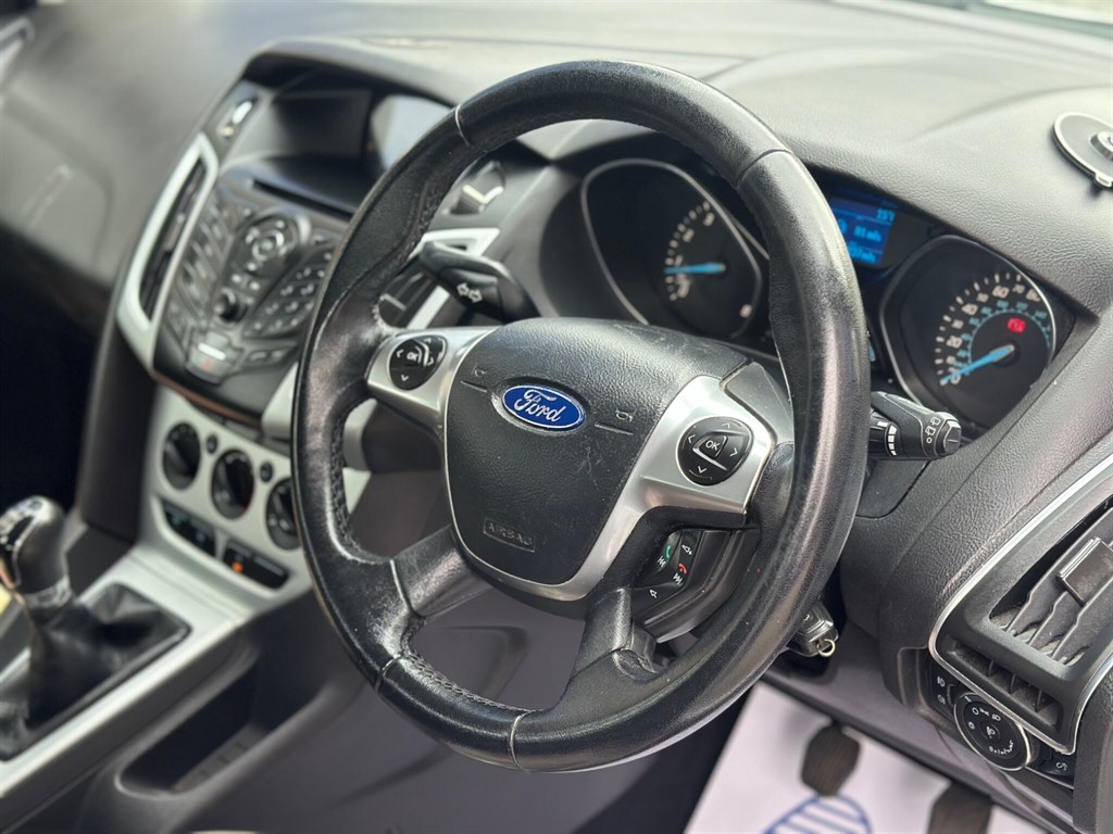 Used Ford Focus 2012 for sale - 76435030: Photo 60