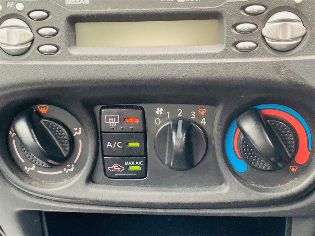 Used Nissan Almera 2005 for sale - 77300744: Photo 22