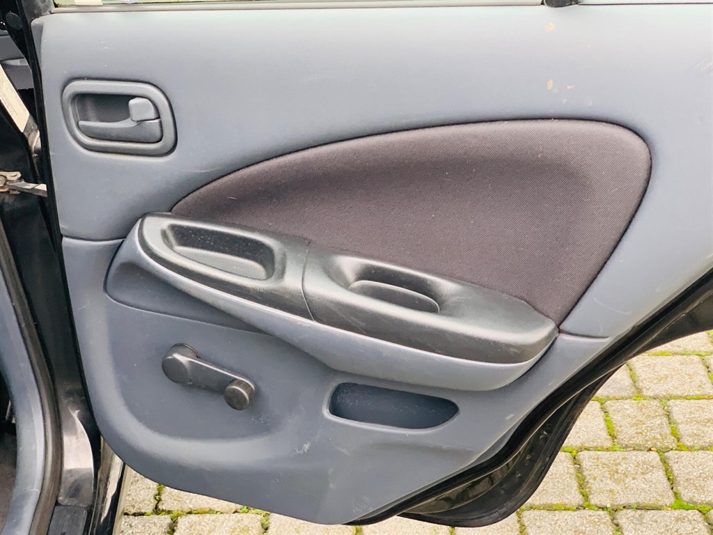 Used Nissan Almera 2005 for sale - 77300744: Photo 25