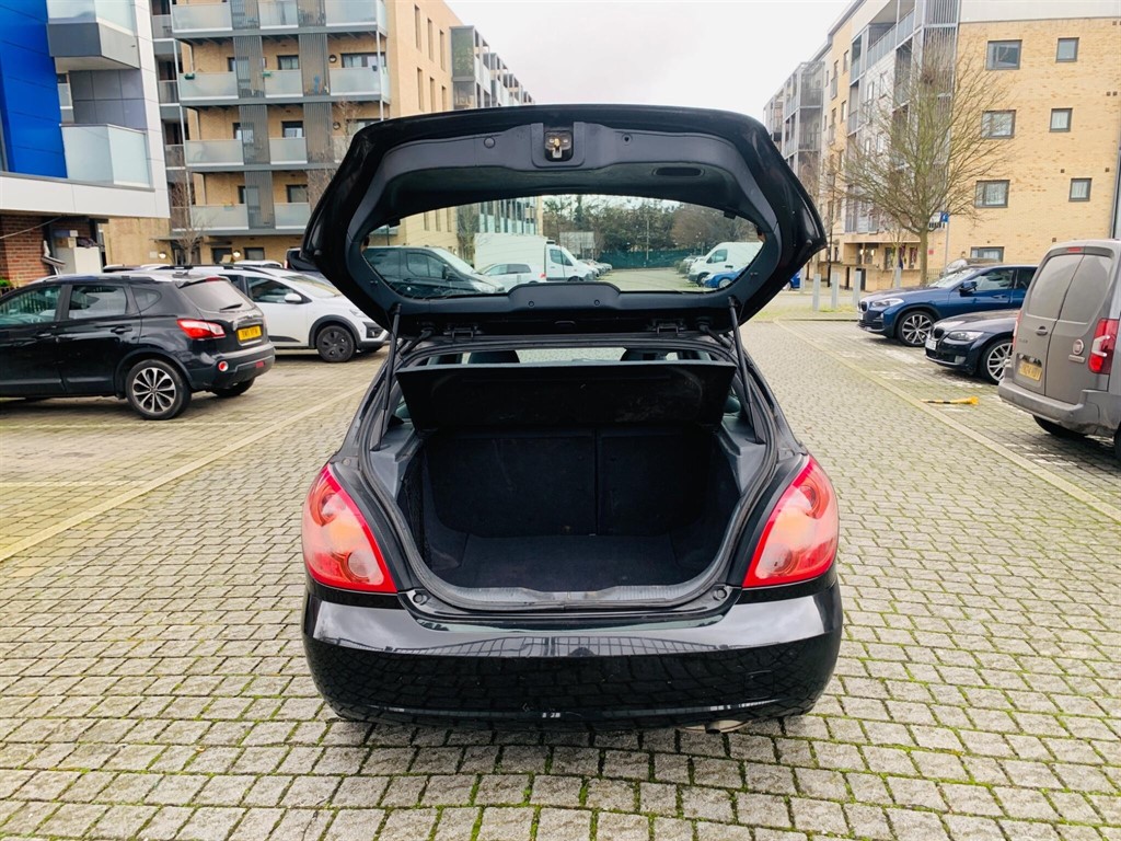 Used Nissan Almera 2005 for sale - 77300744: Photo 30