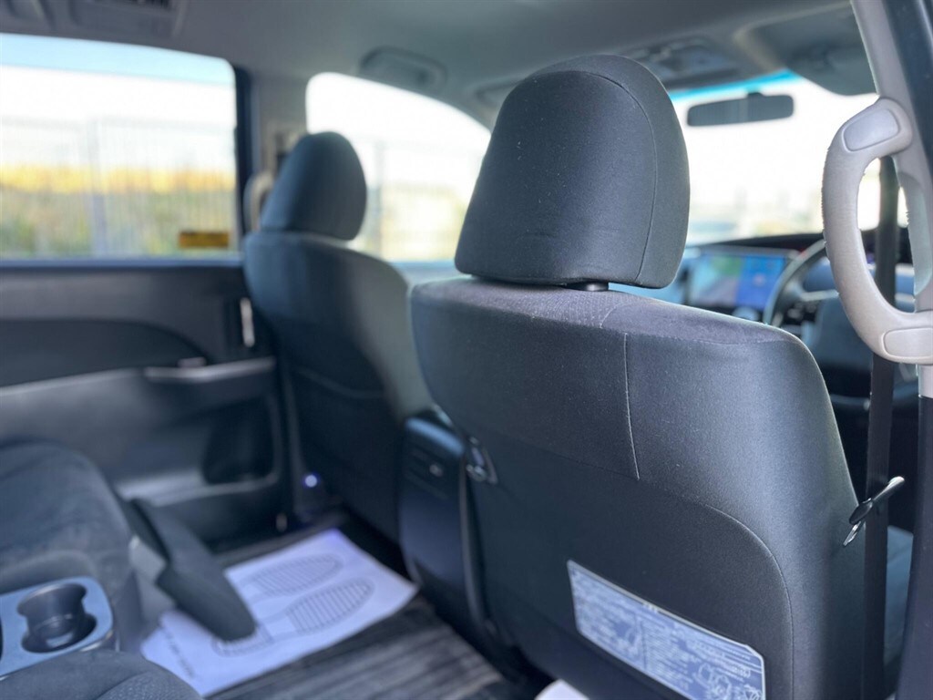 Used Toyota Estima 2013 for sale - 76086910: Photo 19