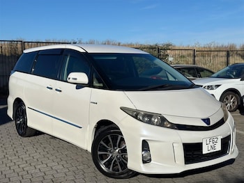 Used Toyota Estima 2013 for sale - 76086910: Photo