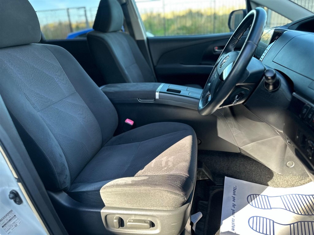 Used Toyota Estima 2013 for sale - 76086910: Photo 44