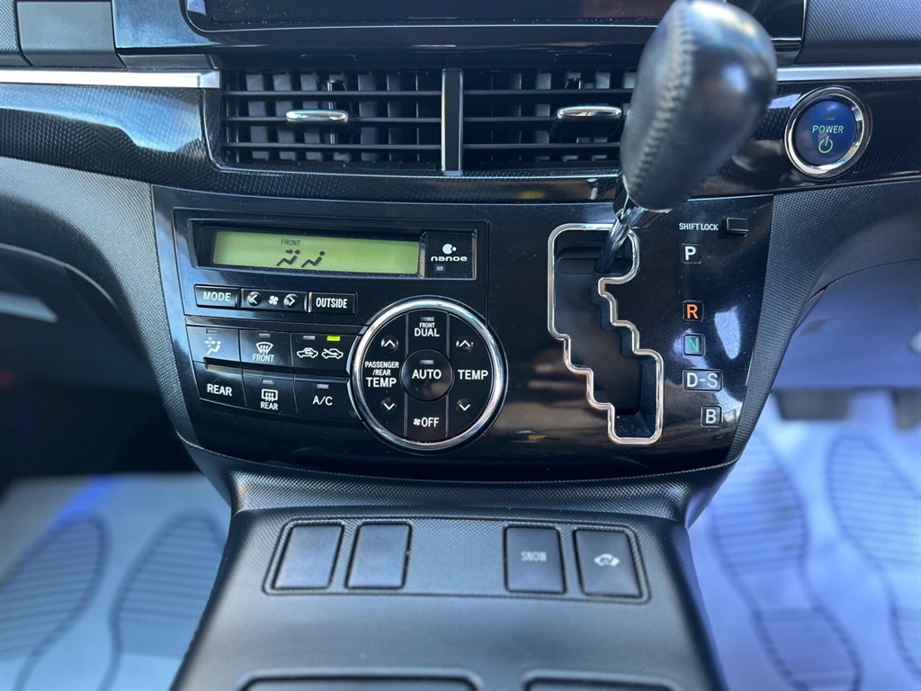 Used Toyota Estima 2013 for sale - 76086910: Photo 74