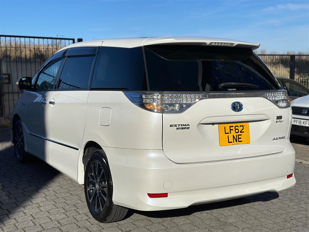 Used Toyota Estima 2013 for sale - 76086910: Photo 8