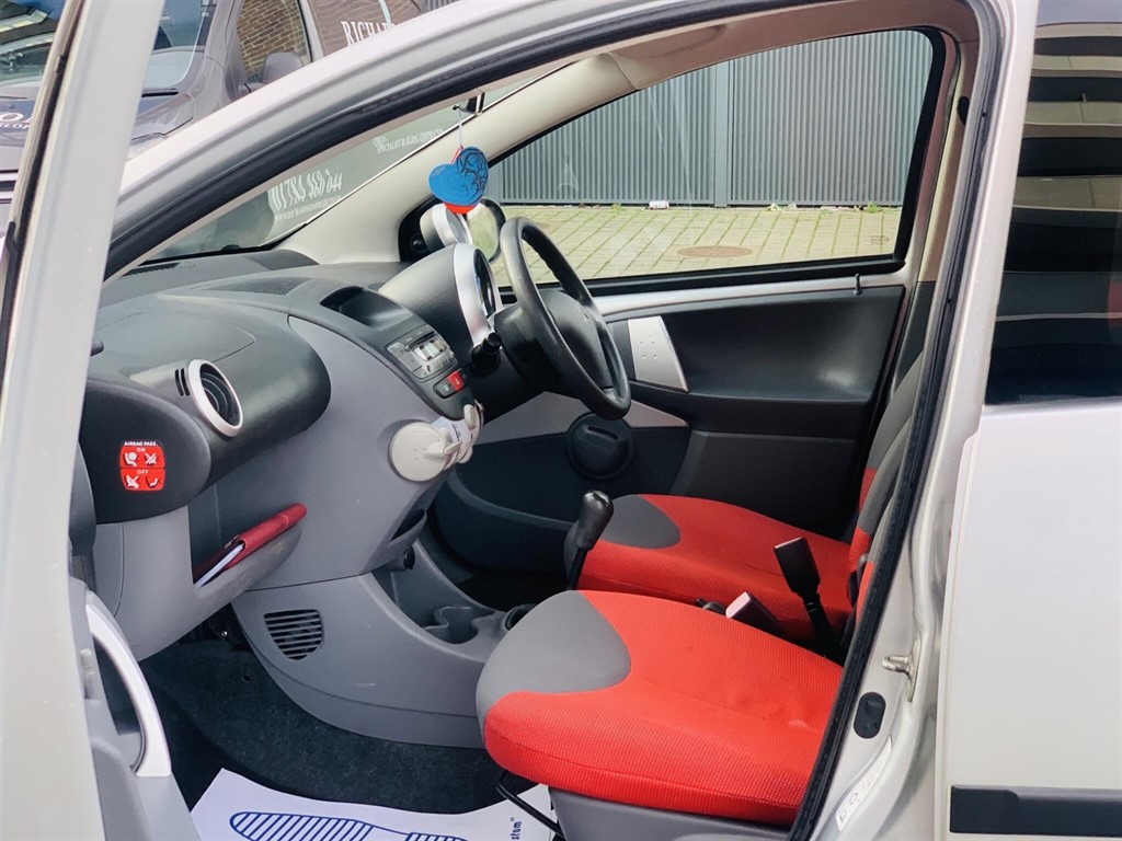 Used Peugeot 107 2007 for sale - 77373268: Photo 34