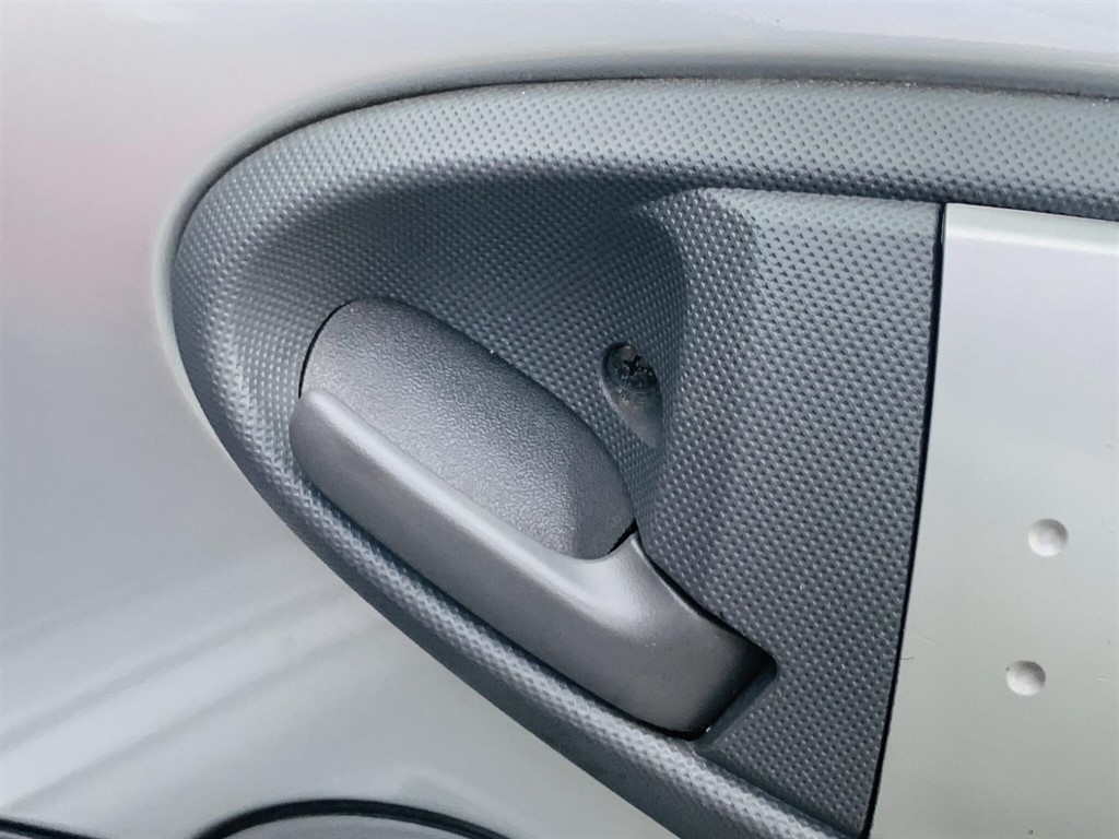 Used Peugeot 107 2007 for sale - 77373268: Photo 39