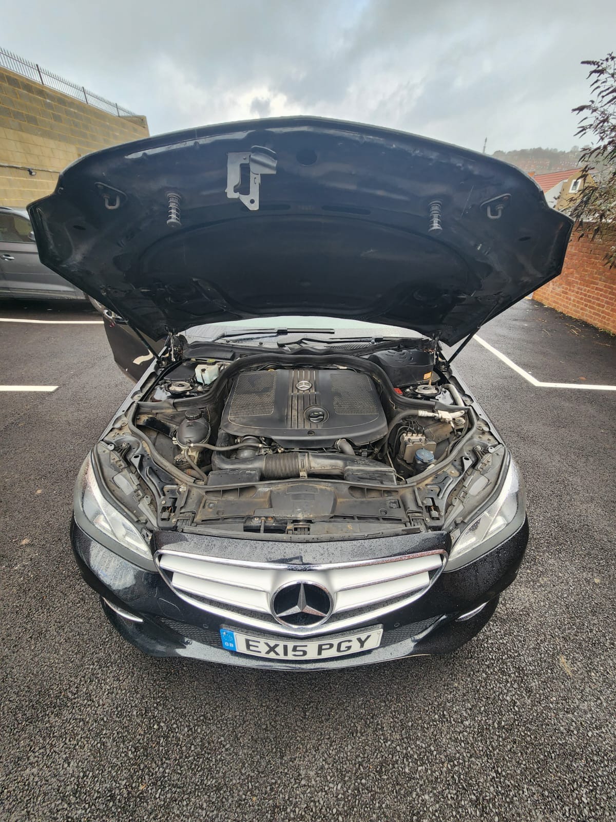 Used Mercedes-Benz E Class 2015 for sale - 76904732: Photo 11