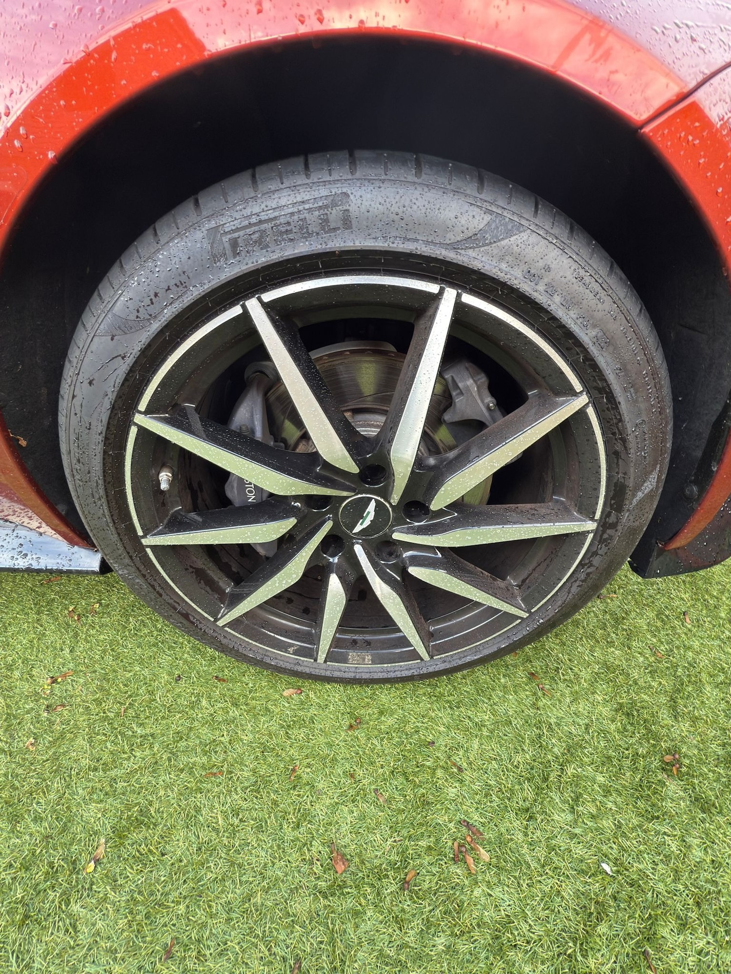 Used Aston Martin Vantage 2018 for sale - 76853554: Photo 18