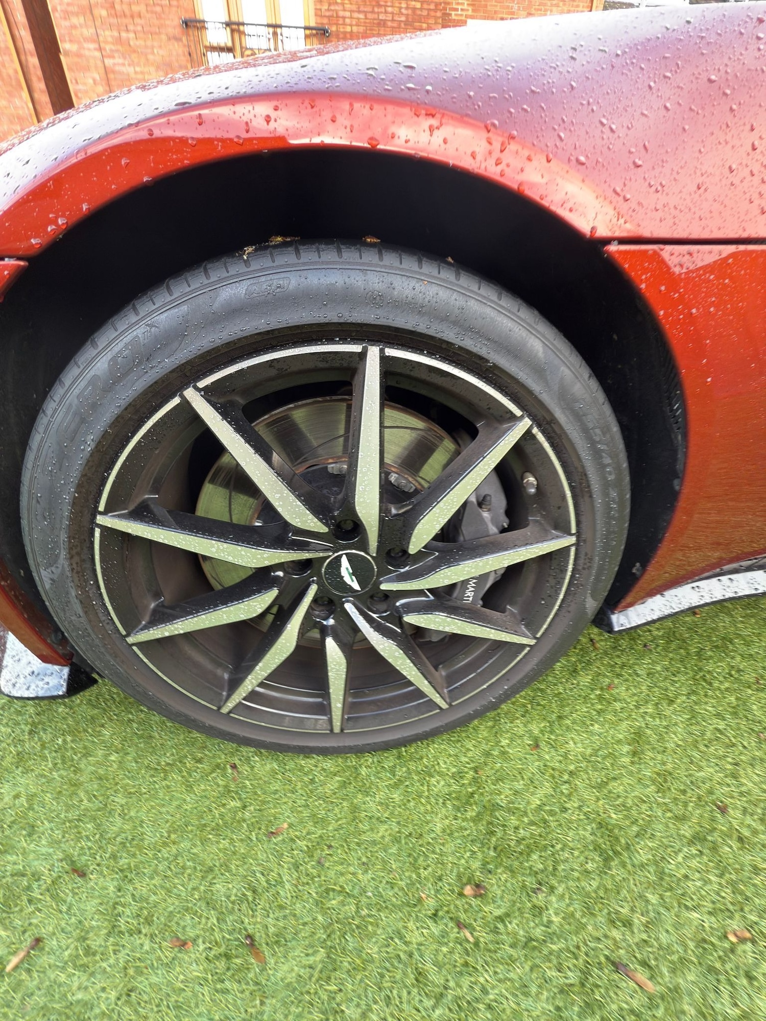 Used Aston Martin Vantage 2018 for sale - 76853554: Photo 19