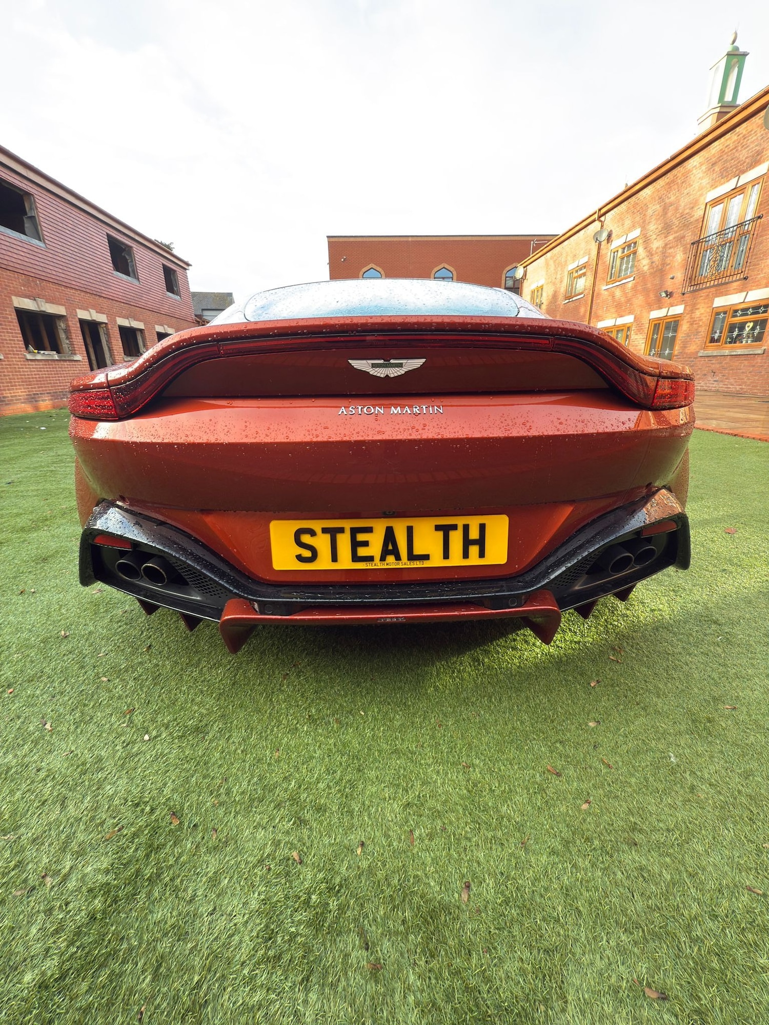 Used Aston Martin Vantage 2018 for sale - 76853554: Photo 6