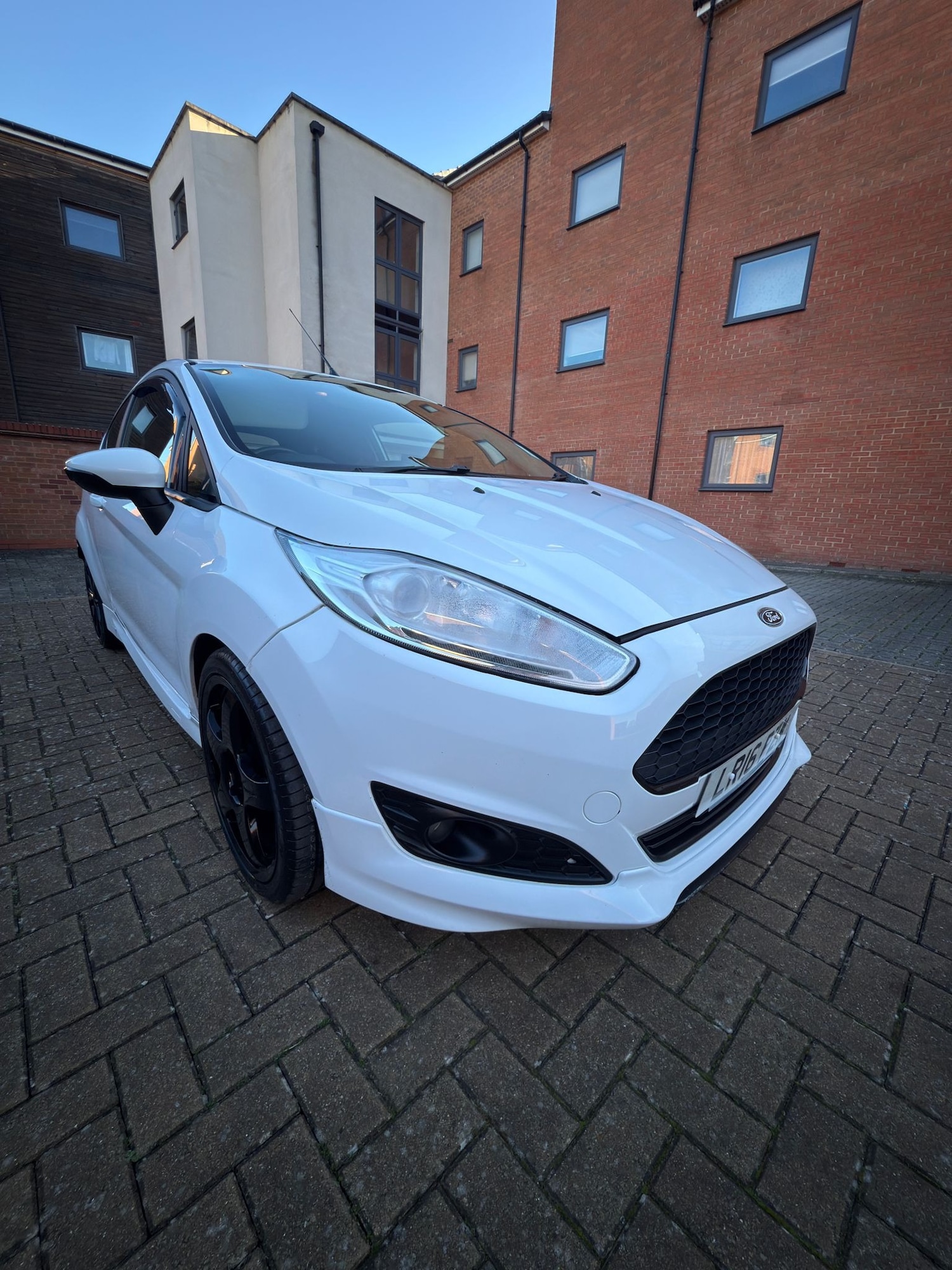 Used Ford Fiesta 2016 for sale - 76651091: Photo 1