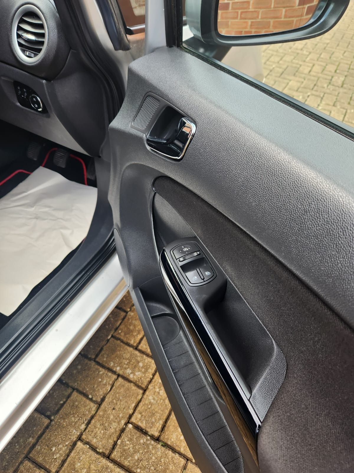 Used Vauxhall Corsa 2011 for sale - 76904713: Photo 14