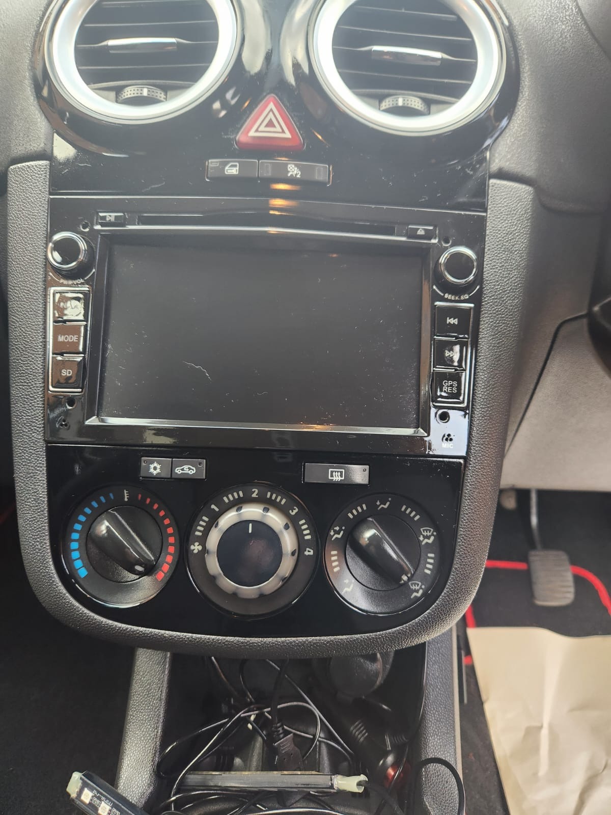 Used Vauxhall Corsa 2011 for sale - 76904713: Photo 15