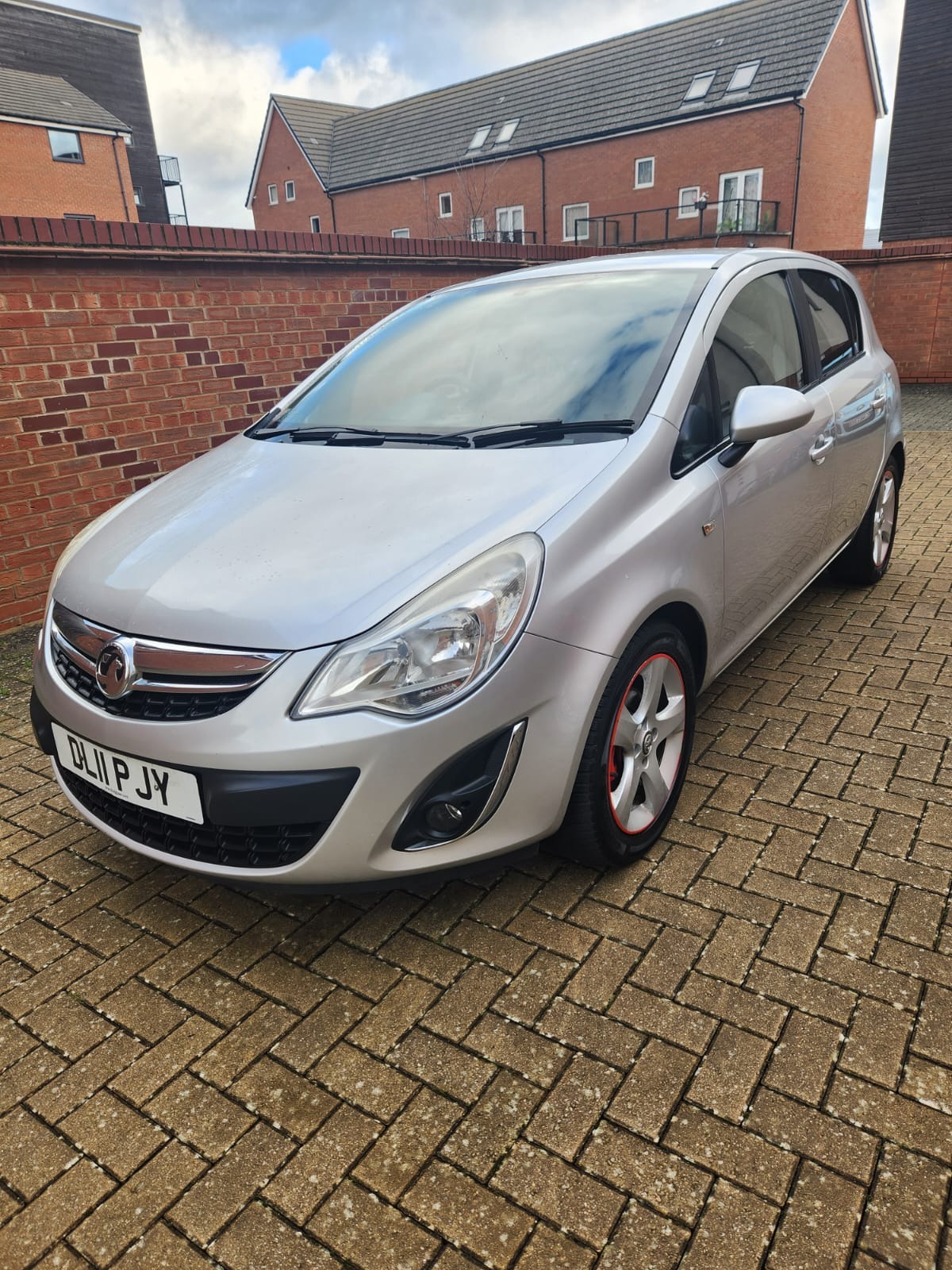 Used Vauxhall Corsa 2011 for sale - 76904713: Photo 3