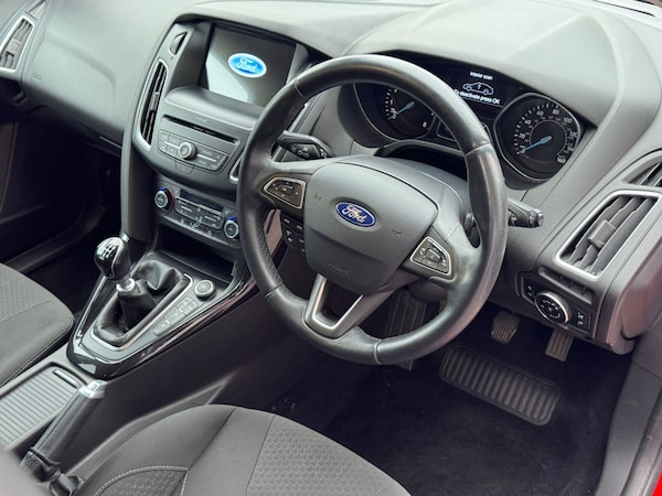 Used Ford Focus 2017 for sale - 76309692: Photo 13