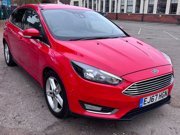 Used Ford Focus 2017 for sale - 76309692: Photo 4