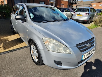 Kia - Ceed