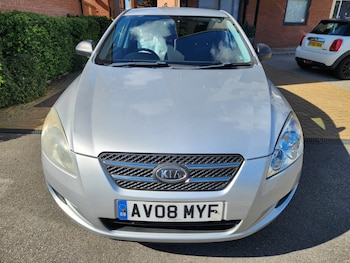 Used Kia Ceed 2008 for sale - 77743948: Photo