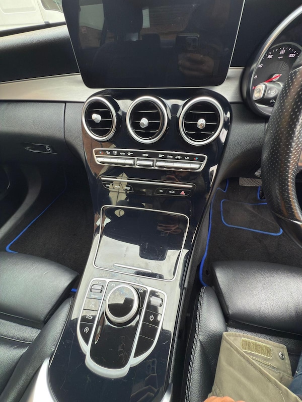 Used Mercedes-Benz C Class 2019 for sale - 76287386: Photo 18
