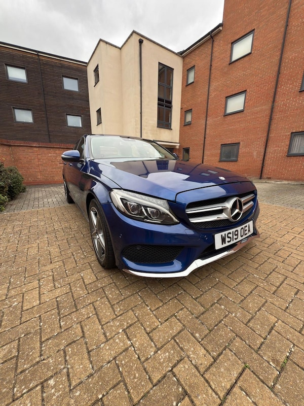 Used Mercedes-Benz C Class 2019 for sale - 76287386: Photo 1