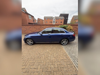 Used Mercedes-Benz C Class 2019 for sale - 76287386: Photo 4