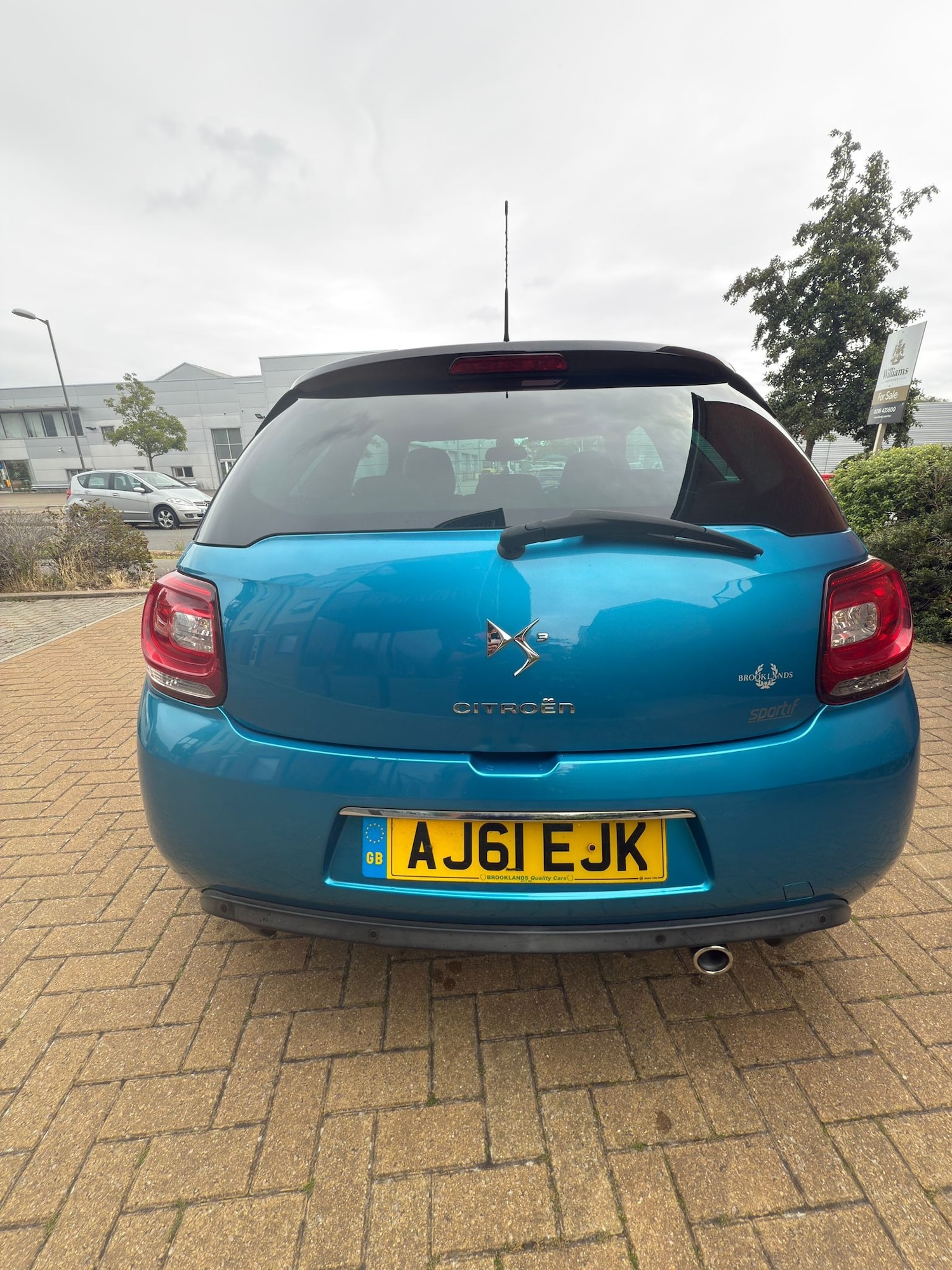Vehicle 5
