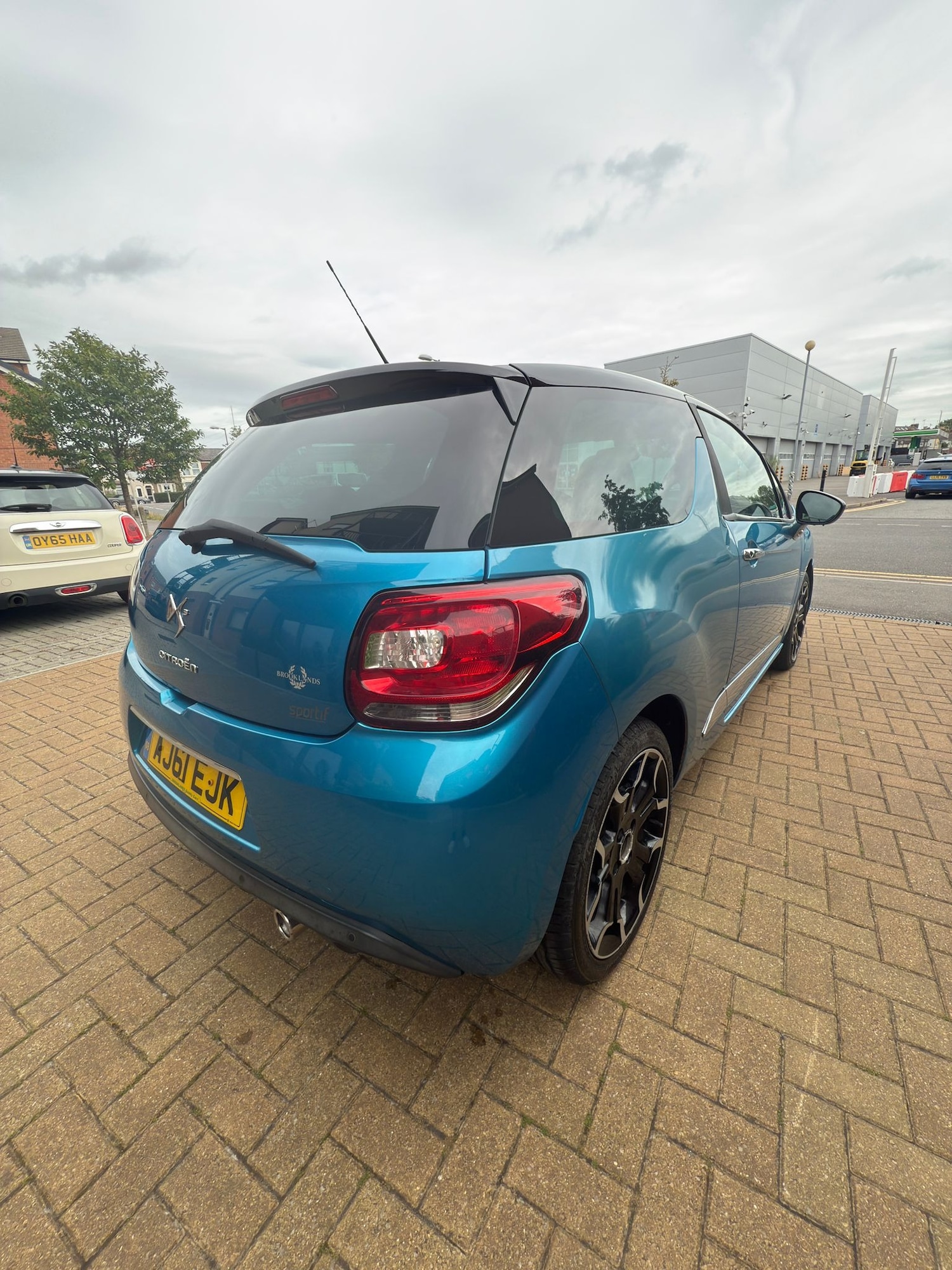 Vehicle 6