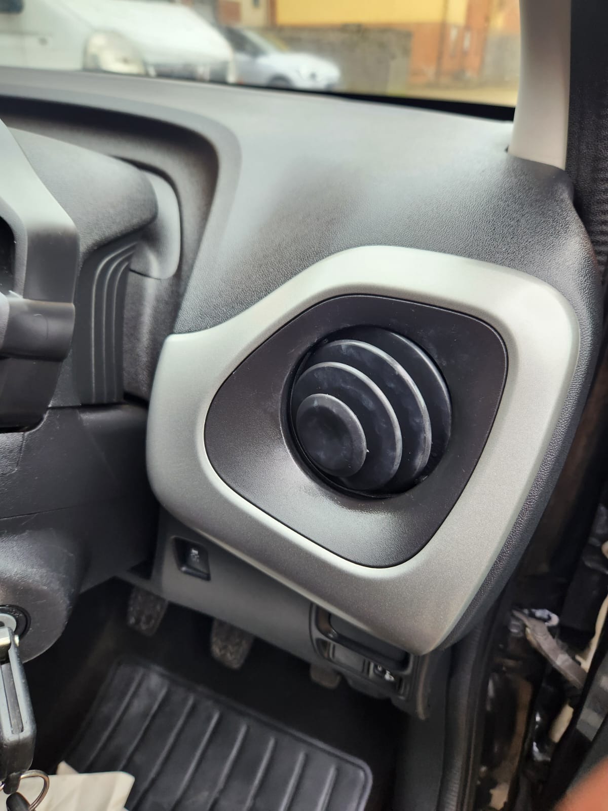 Used Citroen C1 2016 for sale - 76542335: Photo 30