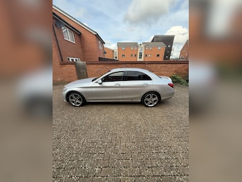 Used Mercedes-Benz C Class 2017 for sale - 77494515: Photo