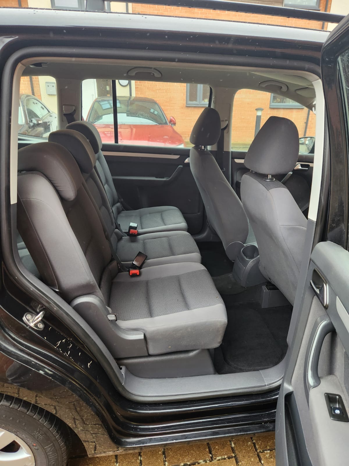 Used Volkswagen Touran 2010 for sale - 77743936: Photo 10